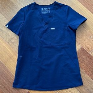 navy catarina one-pocket scrub top
